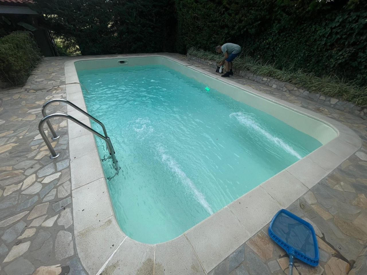 Manutenzione ordinaria per un'acqua sempre cristallina